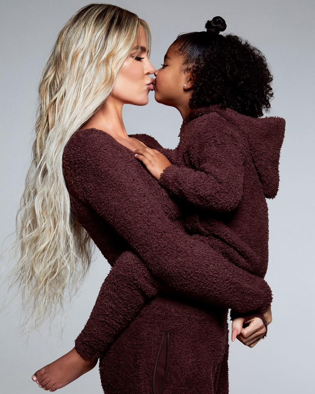 Access_Kardashian_004.jpg