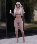 Access_Kardashian_01.jpg