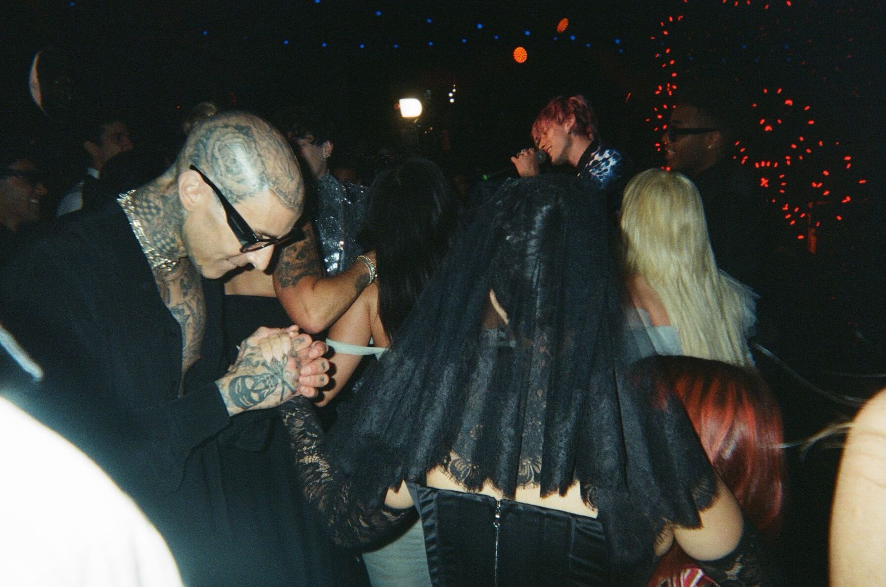 Access_Kardashian_001.jpg