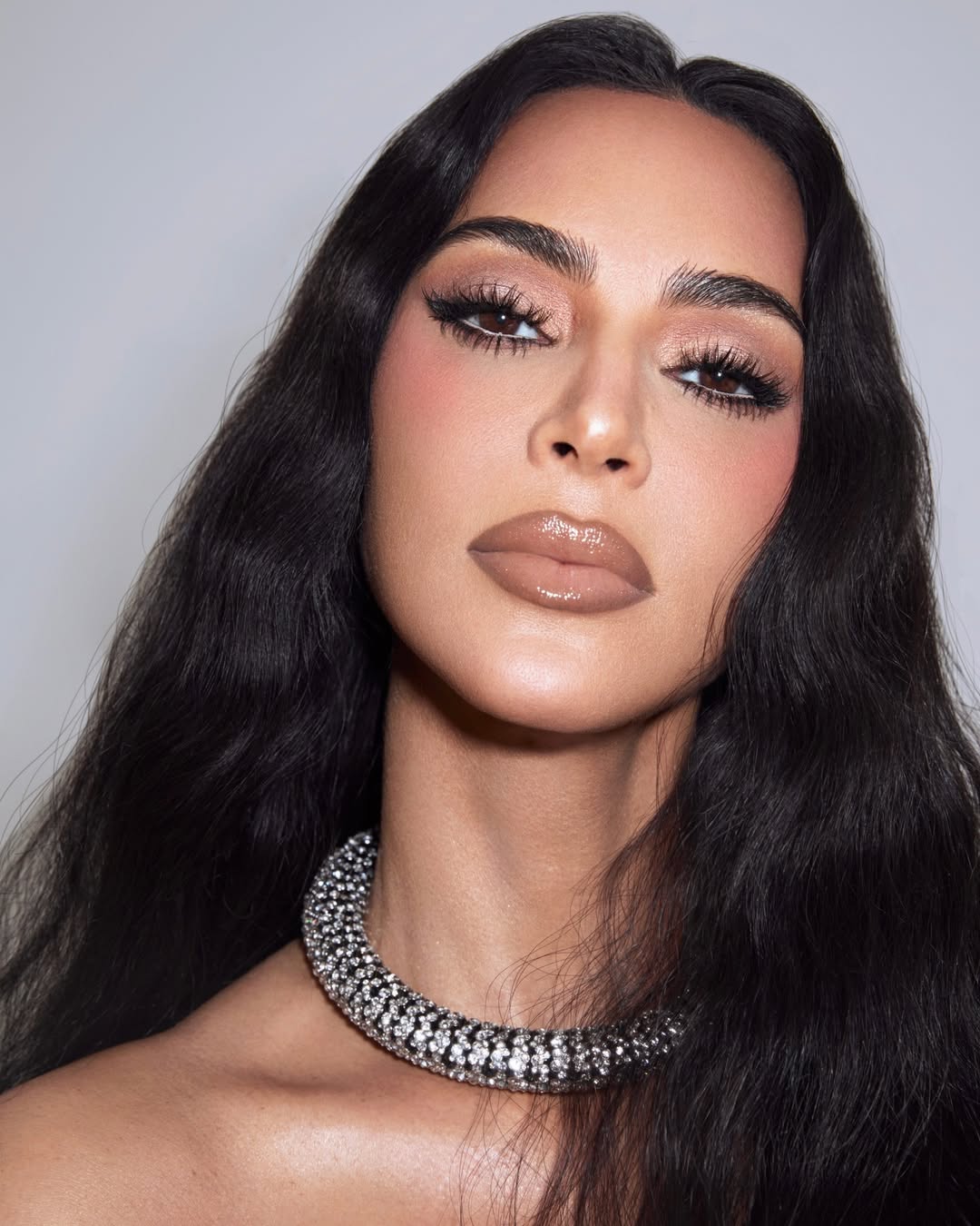 Access_Kardashian_15~0.jpg