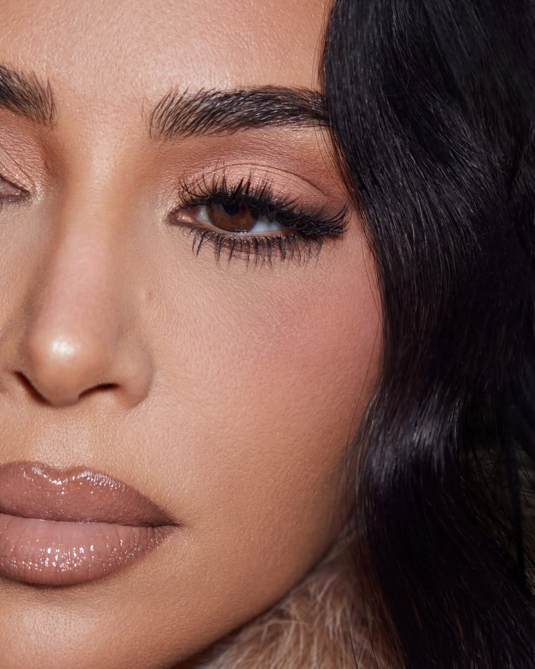 Access_Kardashian_19~0.jpg