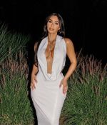 Access_Kardashian_4~1.jpg