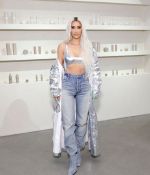 Access_Kardashian_08.jpg