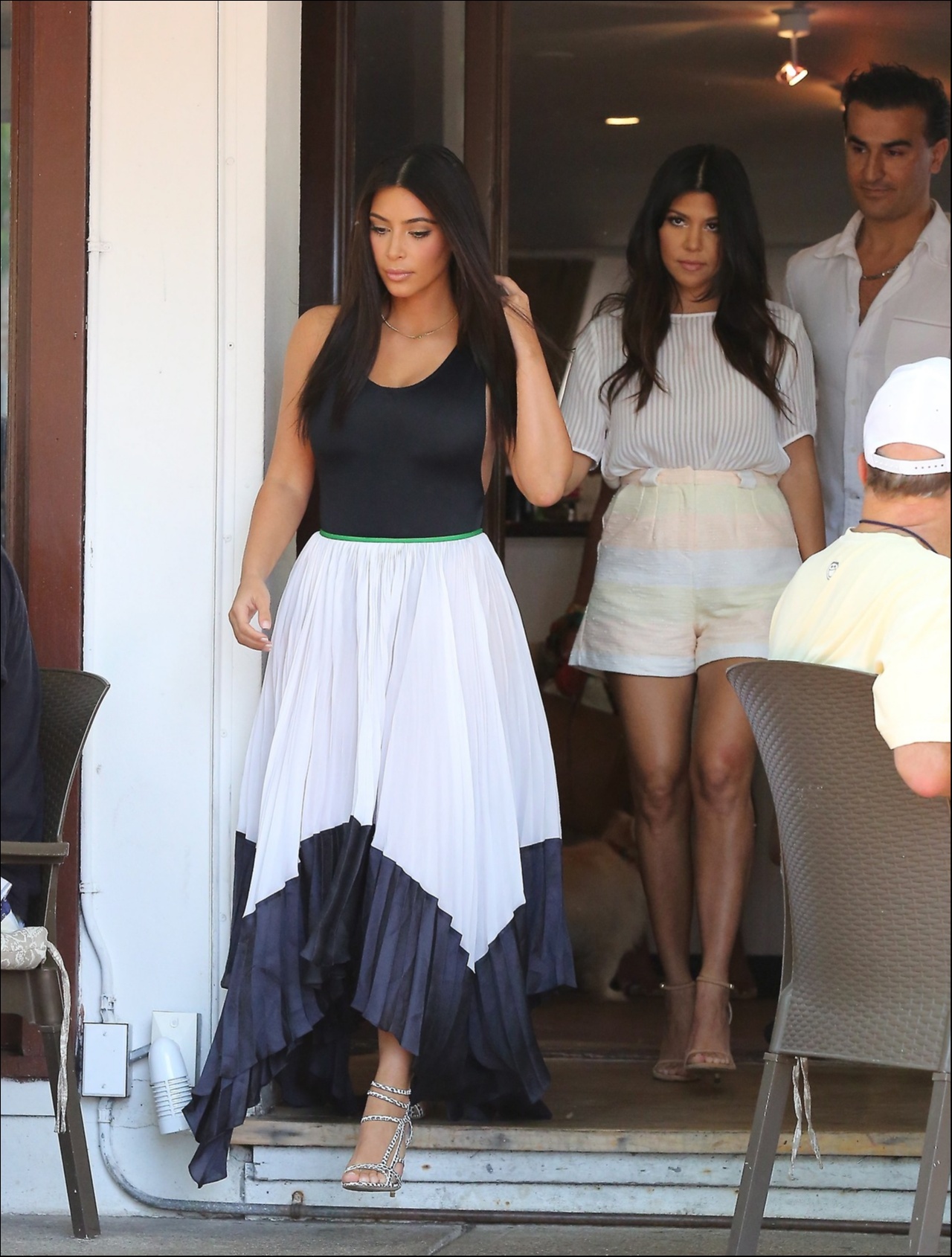Access_Kardashian_002.jpg