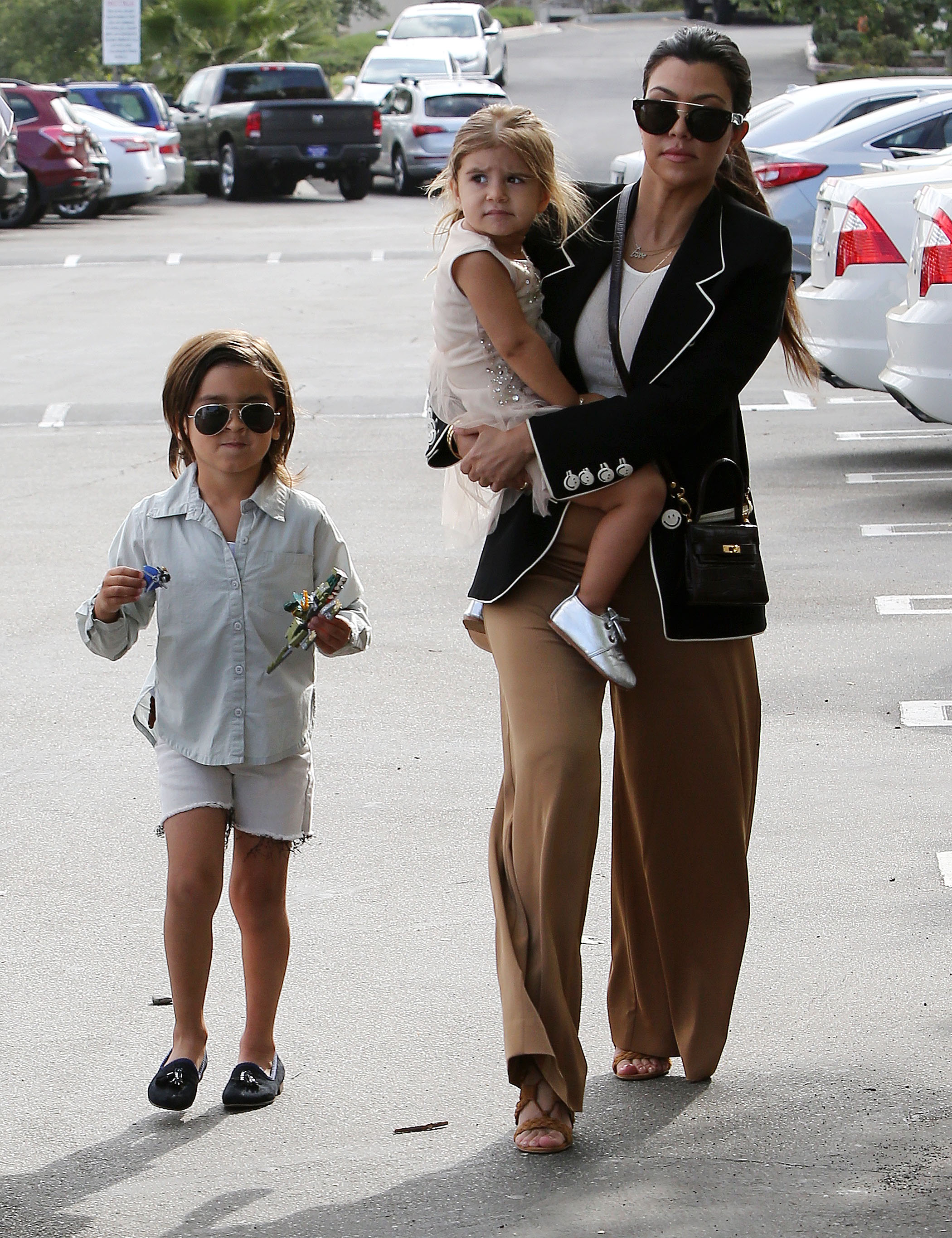 Access_Kardashian_001.jpeg