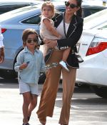 Access_Kardashian_003.jpg