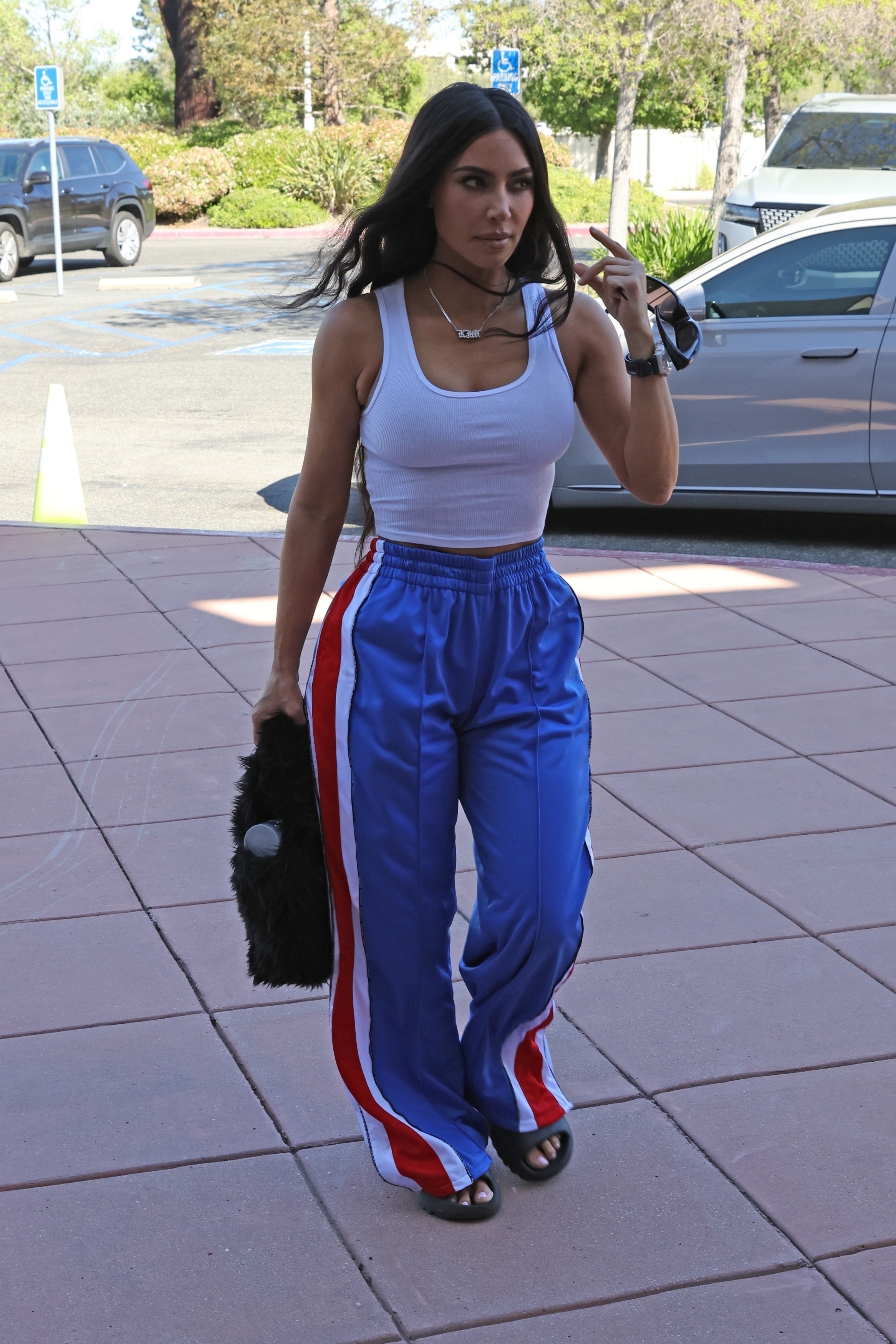 Access_Kardashian_005.jpg