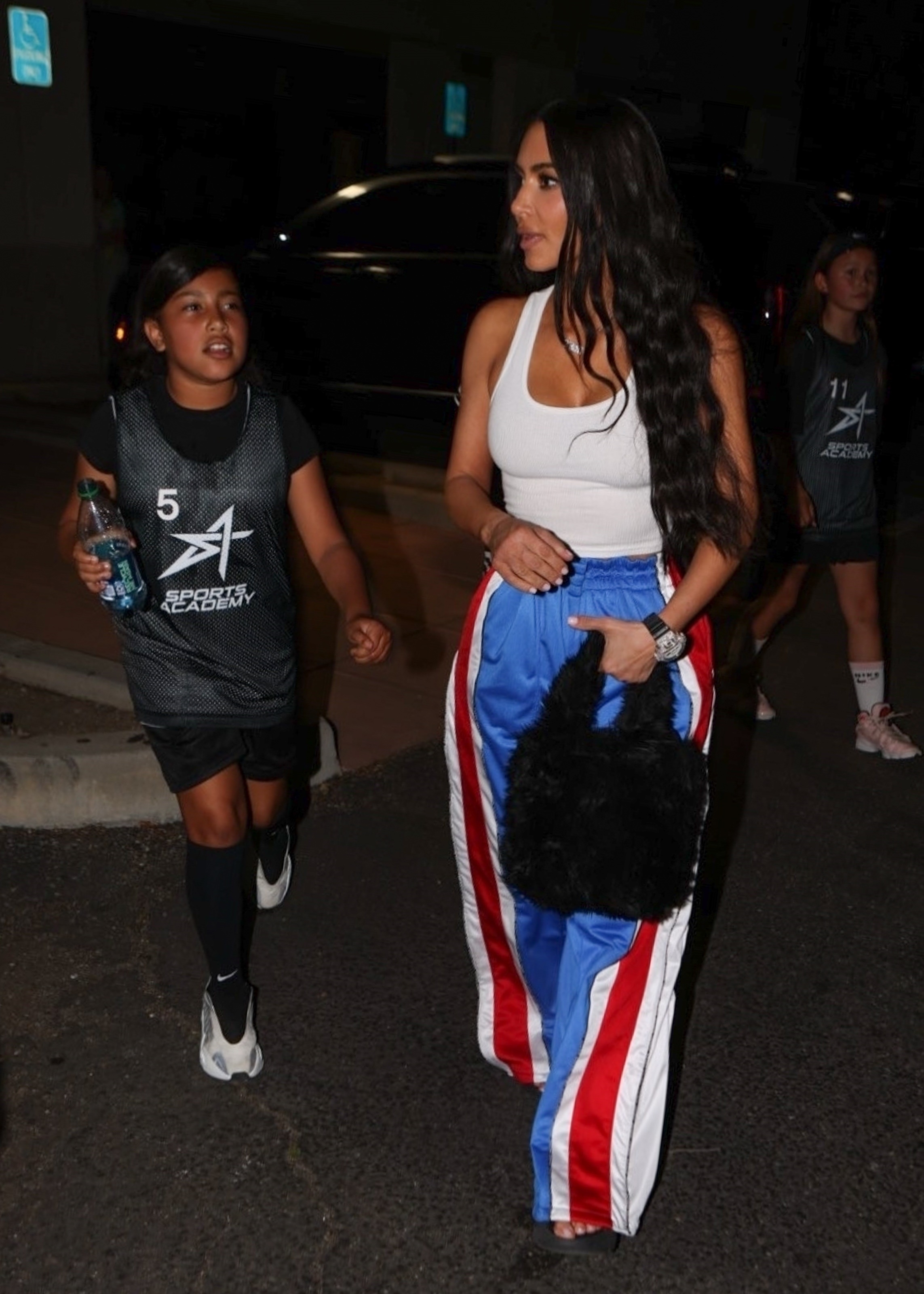 Access_Kardashian_011.jpg