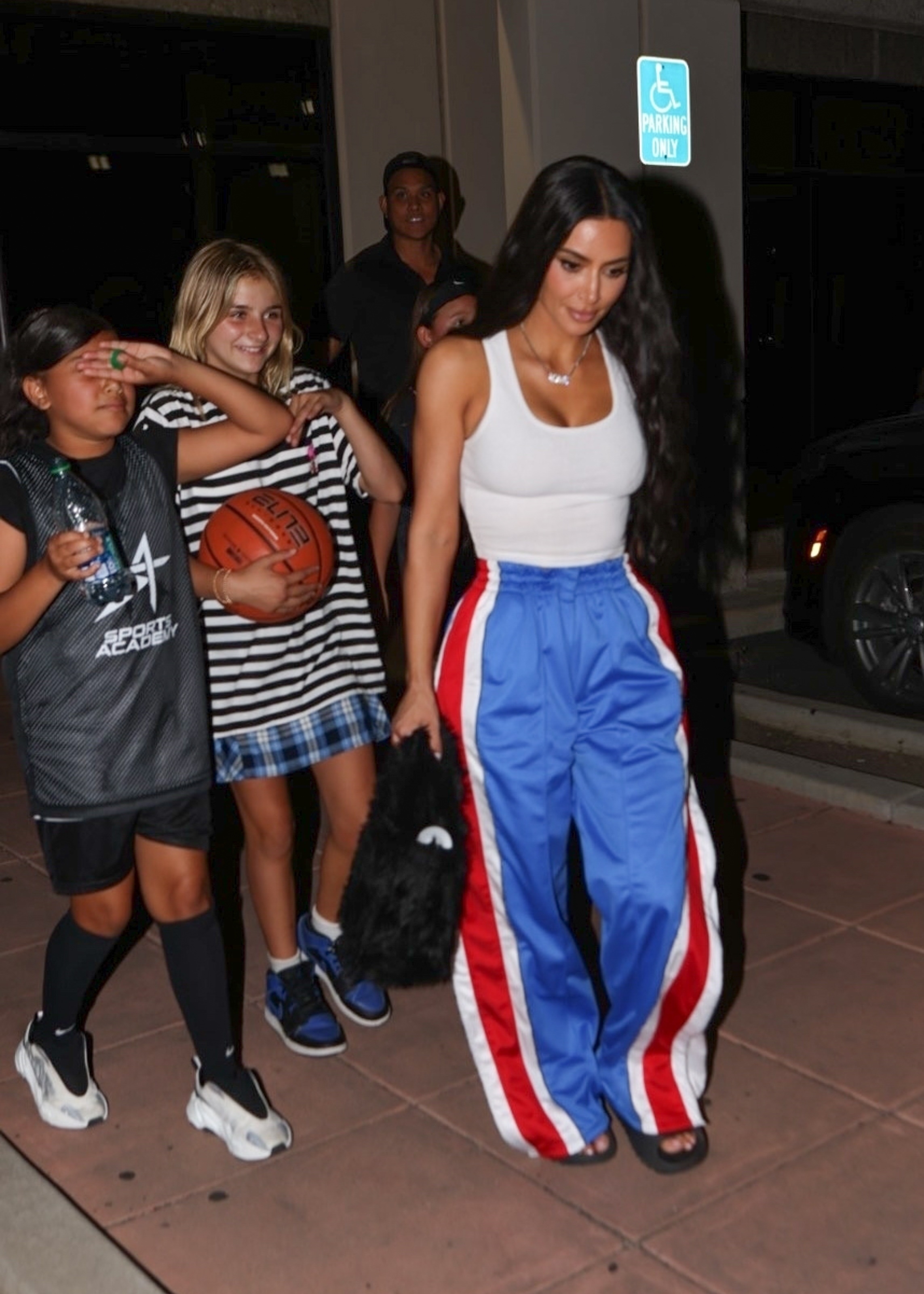 Access_Kardashian_014.jpg