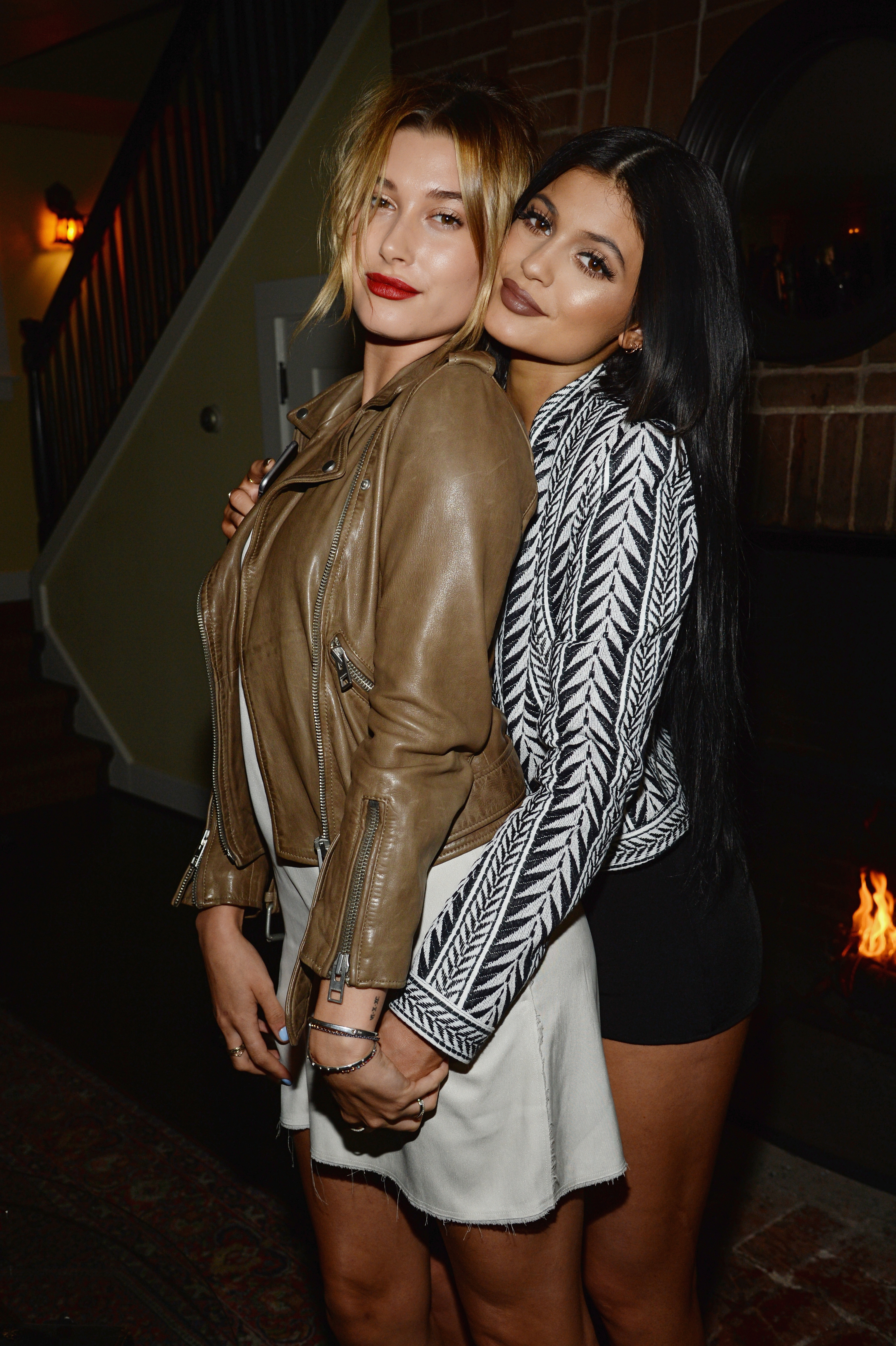 Access_Kardashian_05.jpg