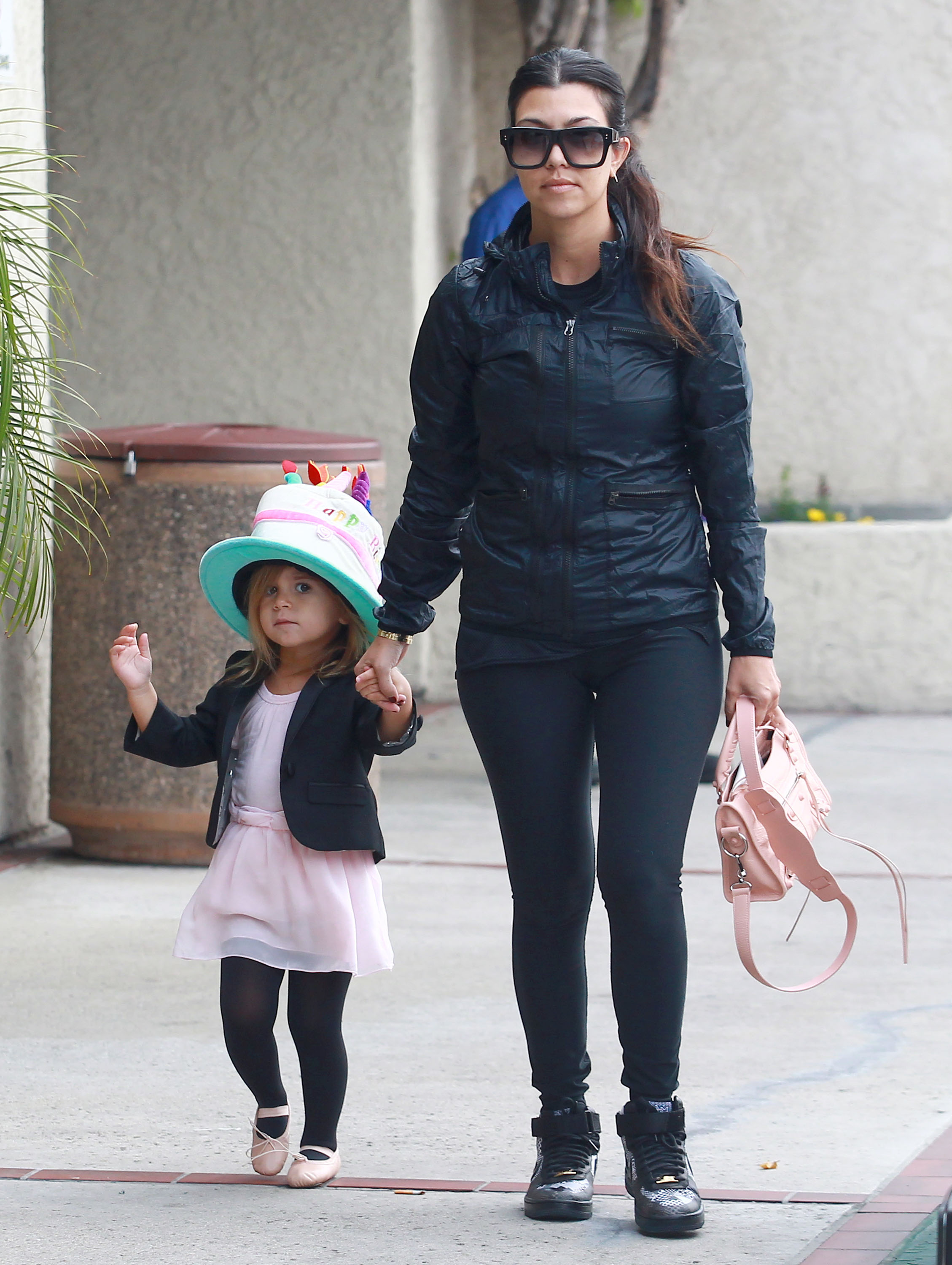 Access_Kardashian_005.jpg