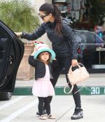 Access_Kardashian_003.jpg