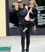 Access_Kardashian_007.jpg