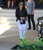 Access_Kardashian_004.jpg