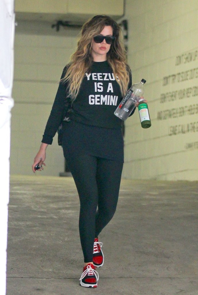 Access_Kardashian_001.jpg