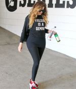 Access_Kardashian_002.jpg