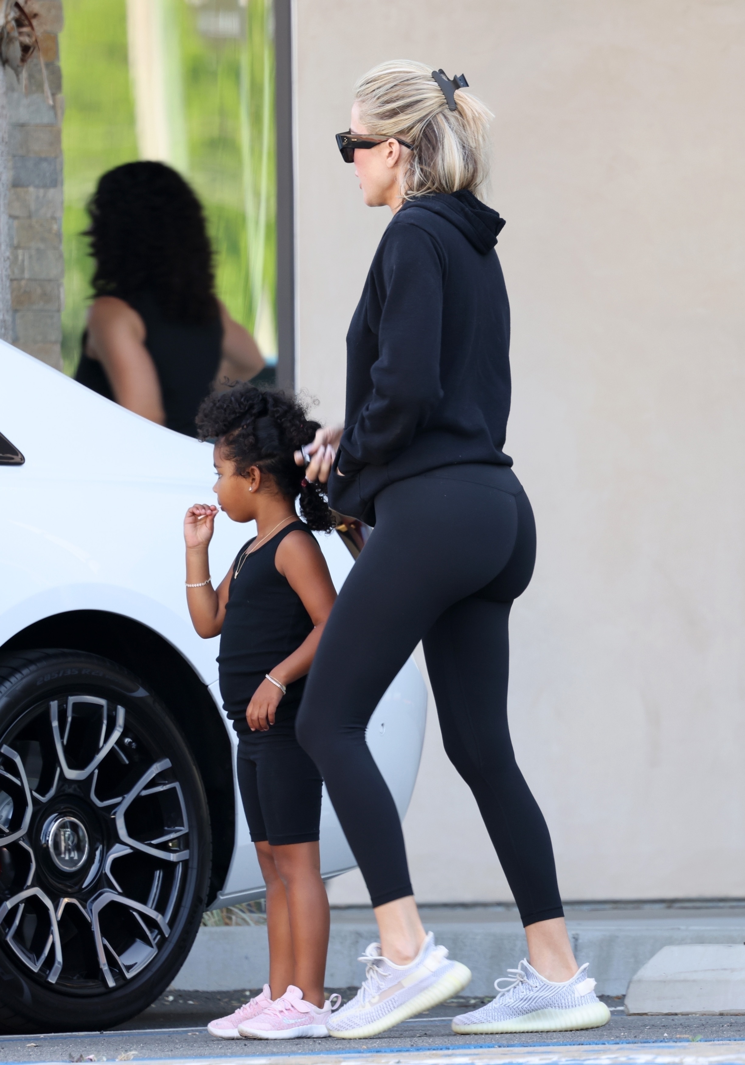 Access_Kardashian_004.jpg