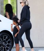 Access_Kardashian_004.jpg