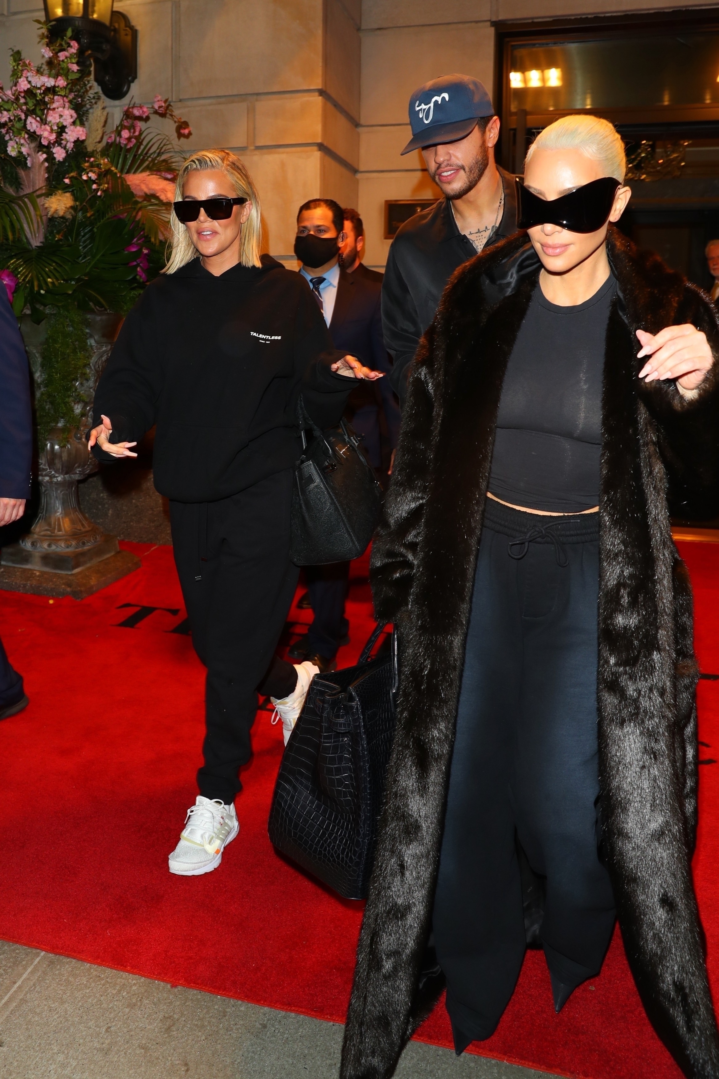 Access_Kardashian_001.jpg