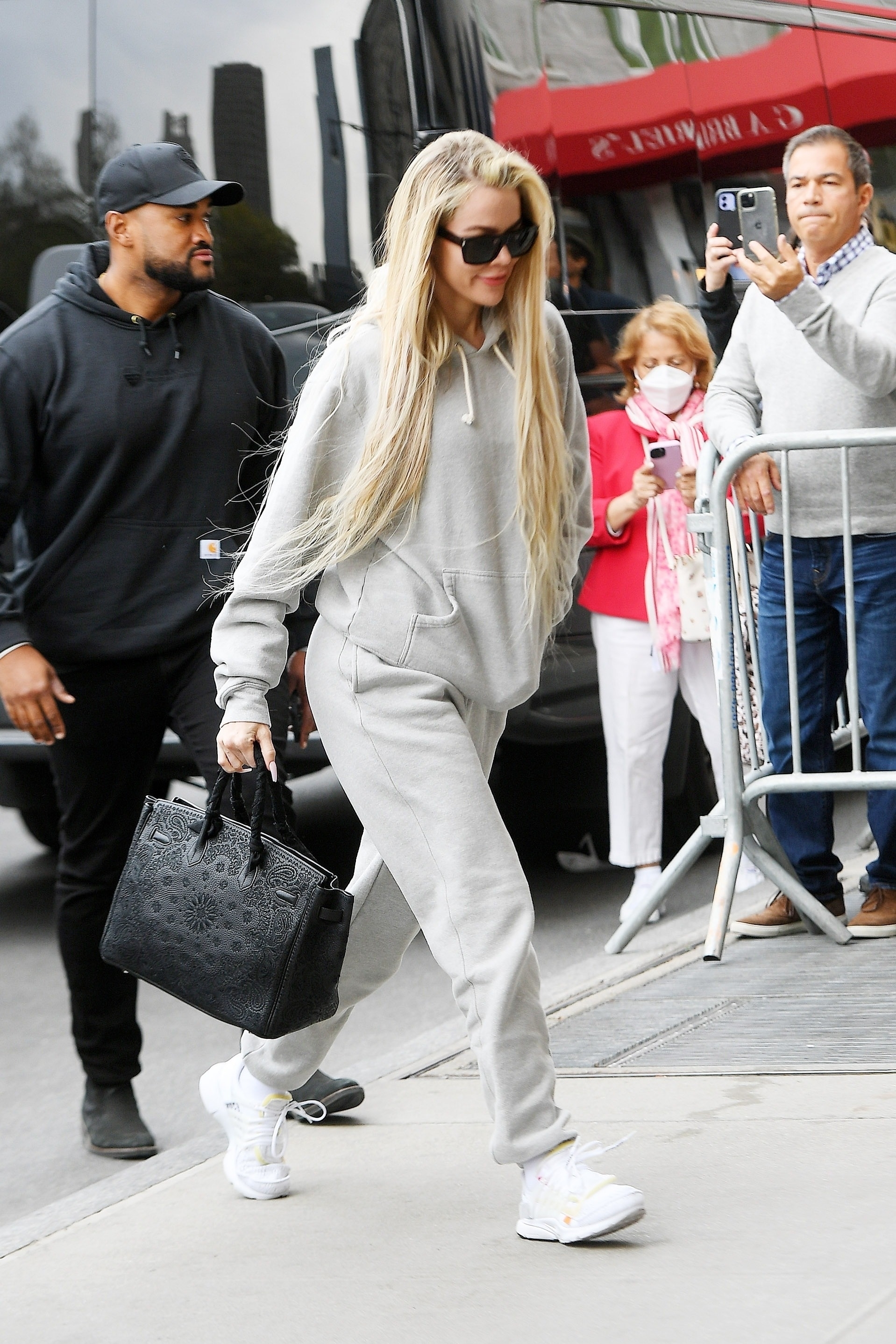 Access_Kardashian_003.jpg