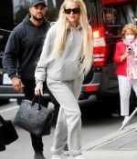 Access_Kardashian_002.jpg