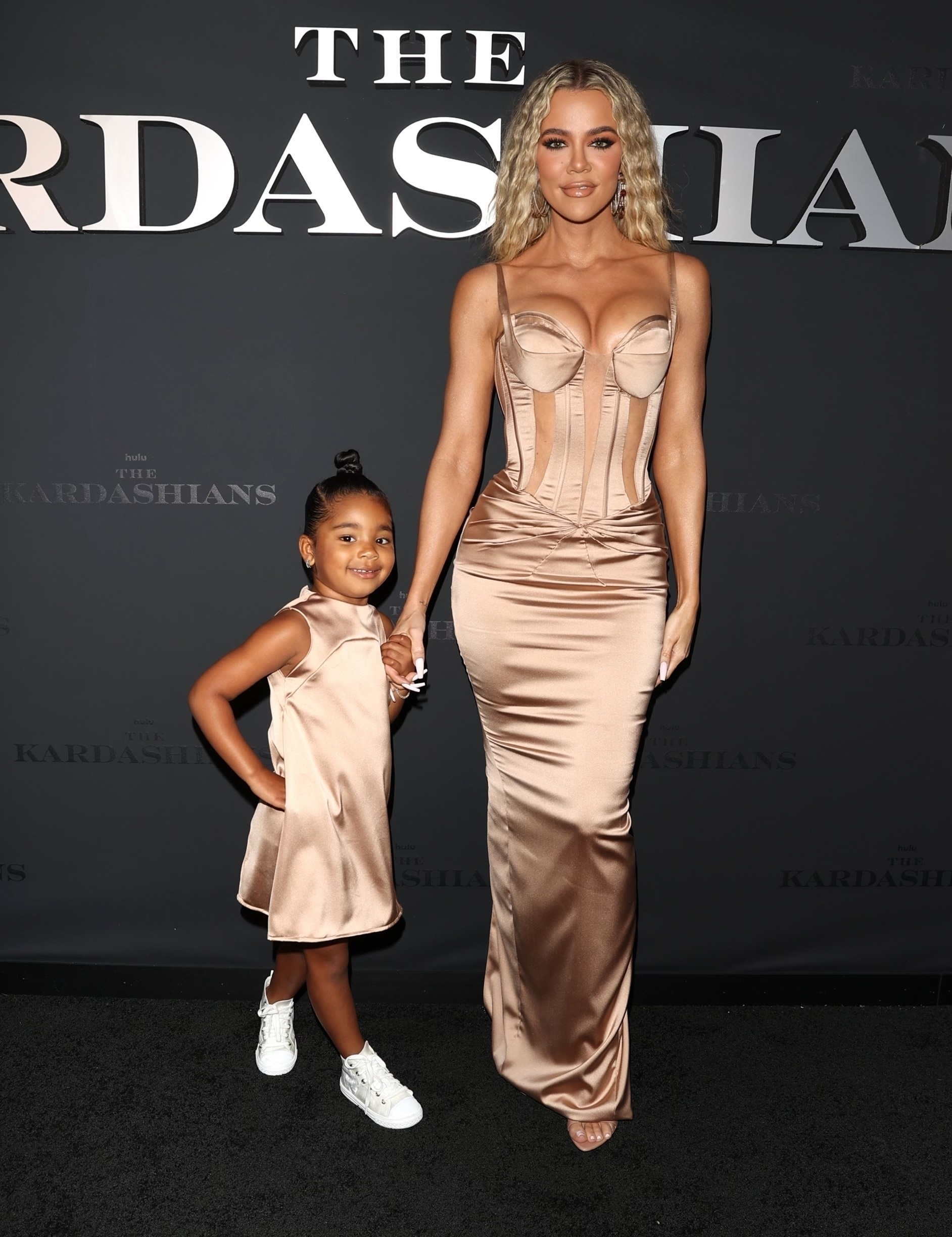 Access_Kardashian_007.jpg