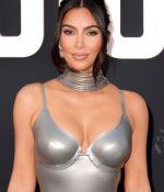 Access_Kardashian_06.jpg