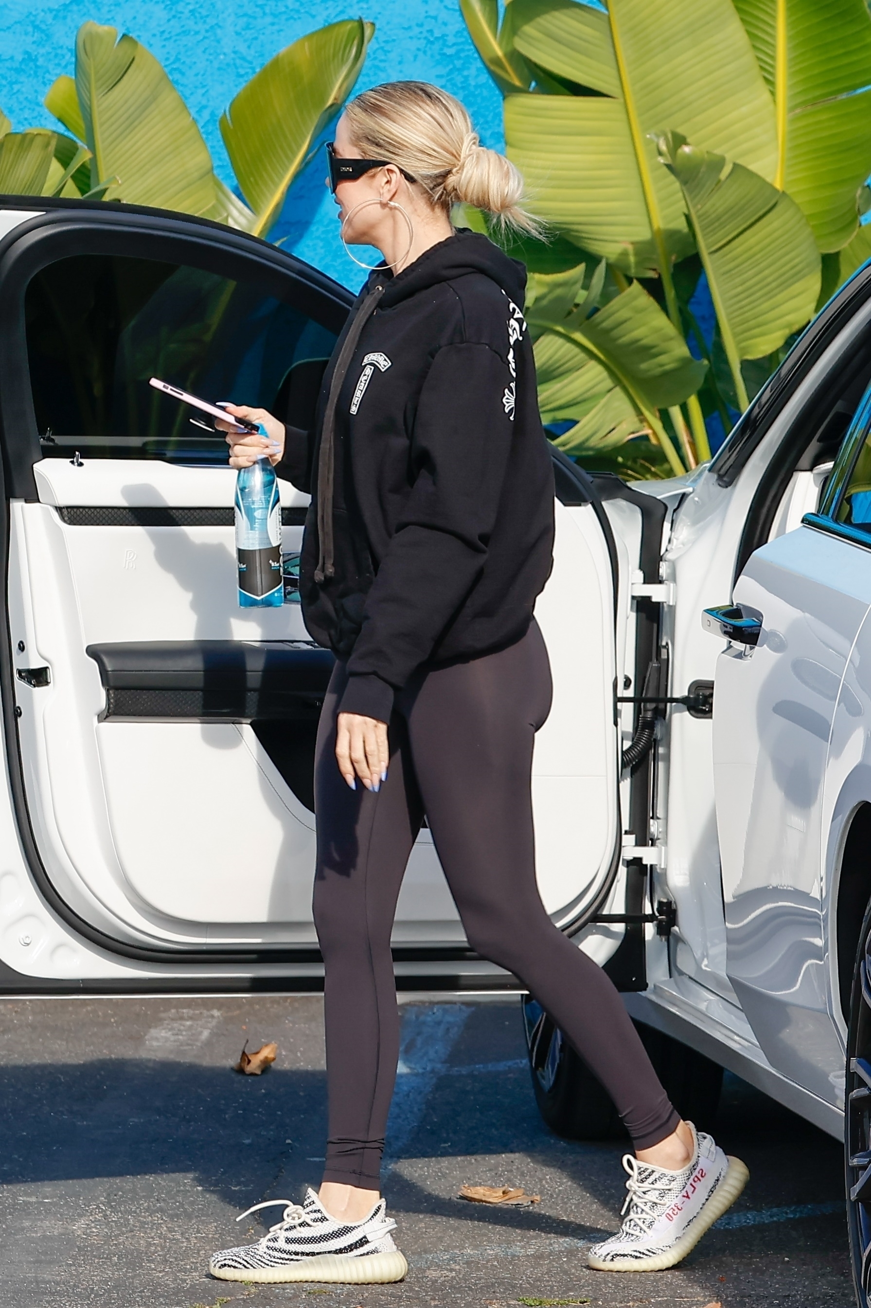 Access_Kardashian_002.jpg