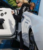 Access_Kardashian_004.jpg
