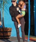 Access_Kardashian_005.jpg