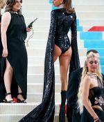 Access_Kardashian_00100.jpg