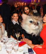 Access_Kardashian_002.jpg