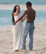 Access_Kardashian_007.jpg