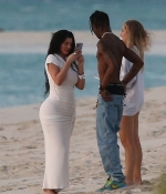 Access_Kardashian_019.jpg