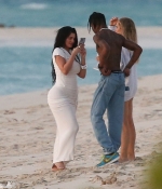 Access_Kardashian_020.jpg