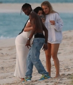 Access_Kardashian_023.jpg