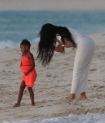 Access_Kardashian_046.jpg