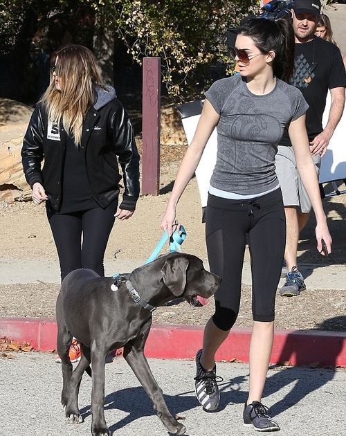 Access_Kardashian_001.jpg