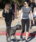 Access_Kardashian_001.jpg