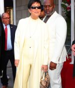 Access_Kardashian_002.jpg