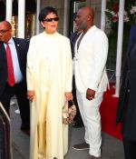 Access_Kardashian_007.jpg