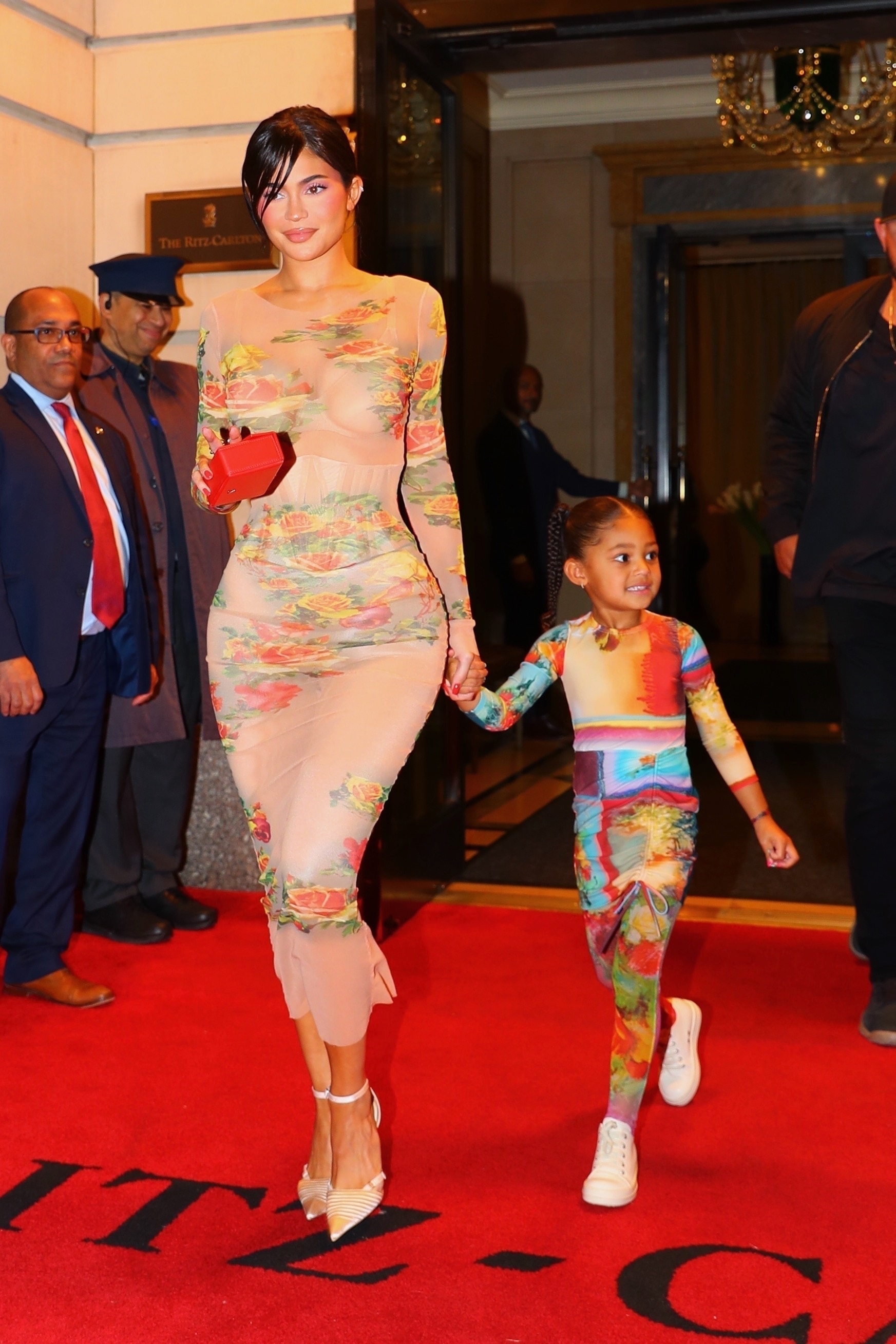 Access_Kardashian_006.jpg