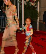 Access_Kardashian_001.JPG