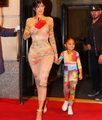 Access_Kardashian_008.jpg