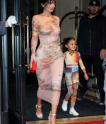 Access_Kardashian_034.JPG