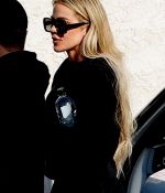 Access_Kardashian_001.jpg