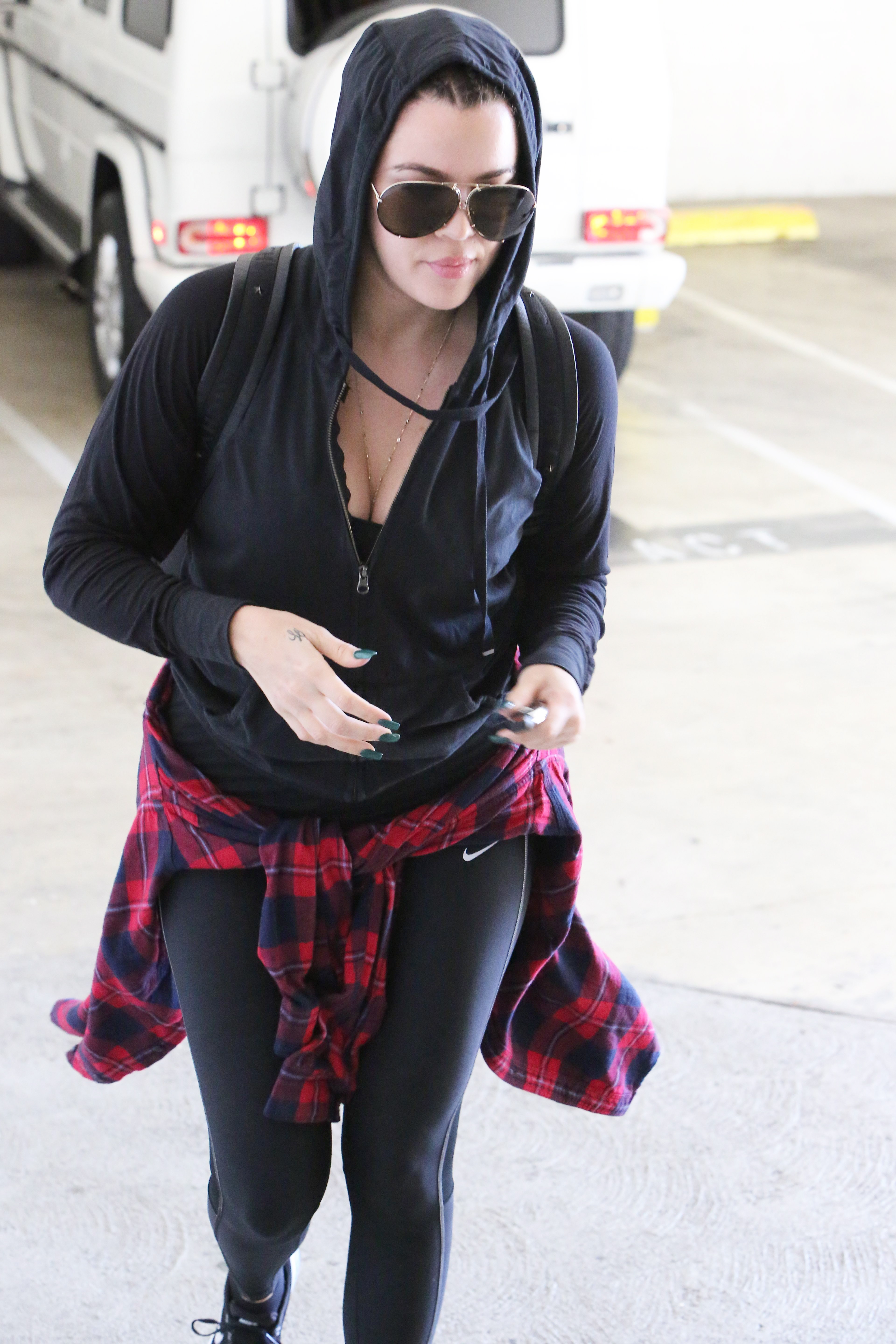 Access_Kardashian_002.jpg