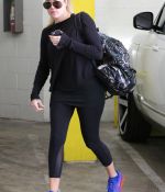 Access_Kardashian_003.jpg