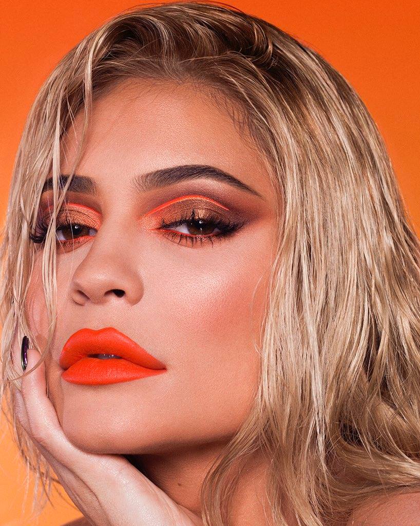Access_Kardashian_001.jpg