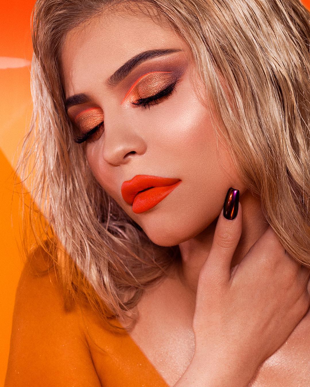 Access_Kardashian_005.jpg